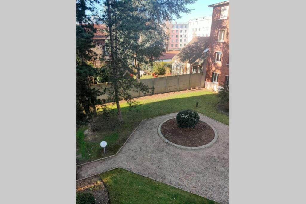 Logement Entier+ Jardin Prive Et Parking 2Places Rouen Exterior photo